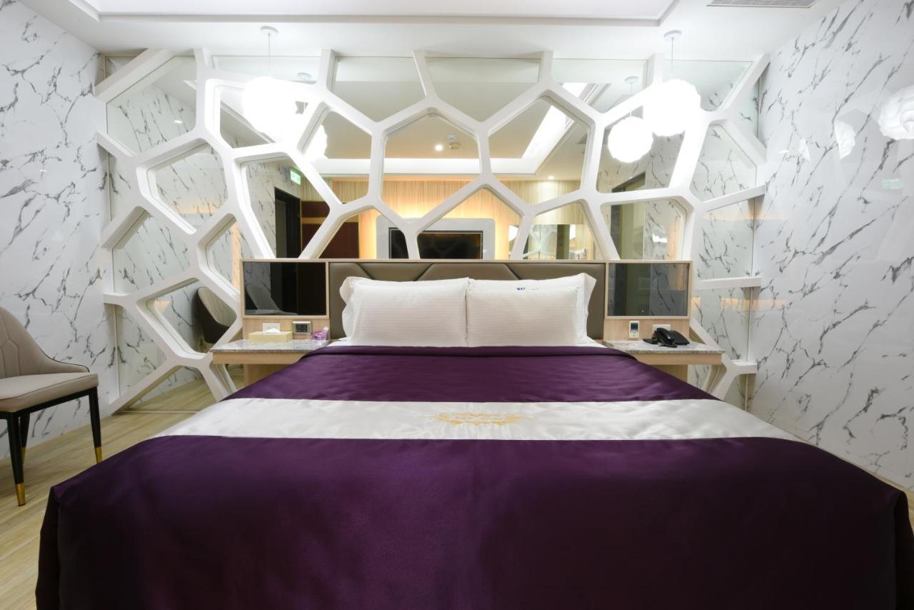 W3 Motel Luzhu Extérieur photo