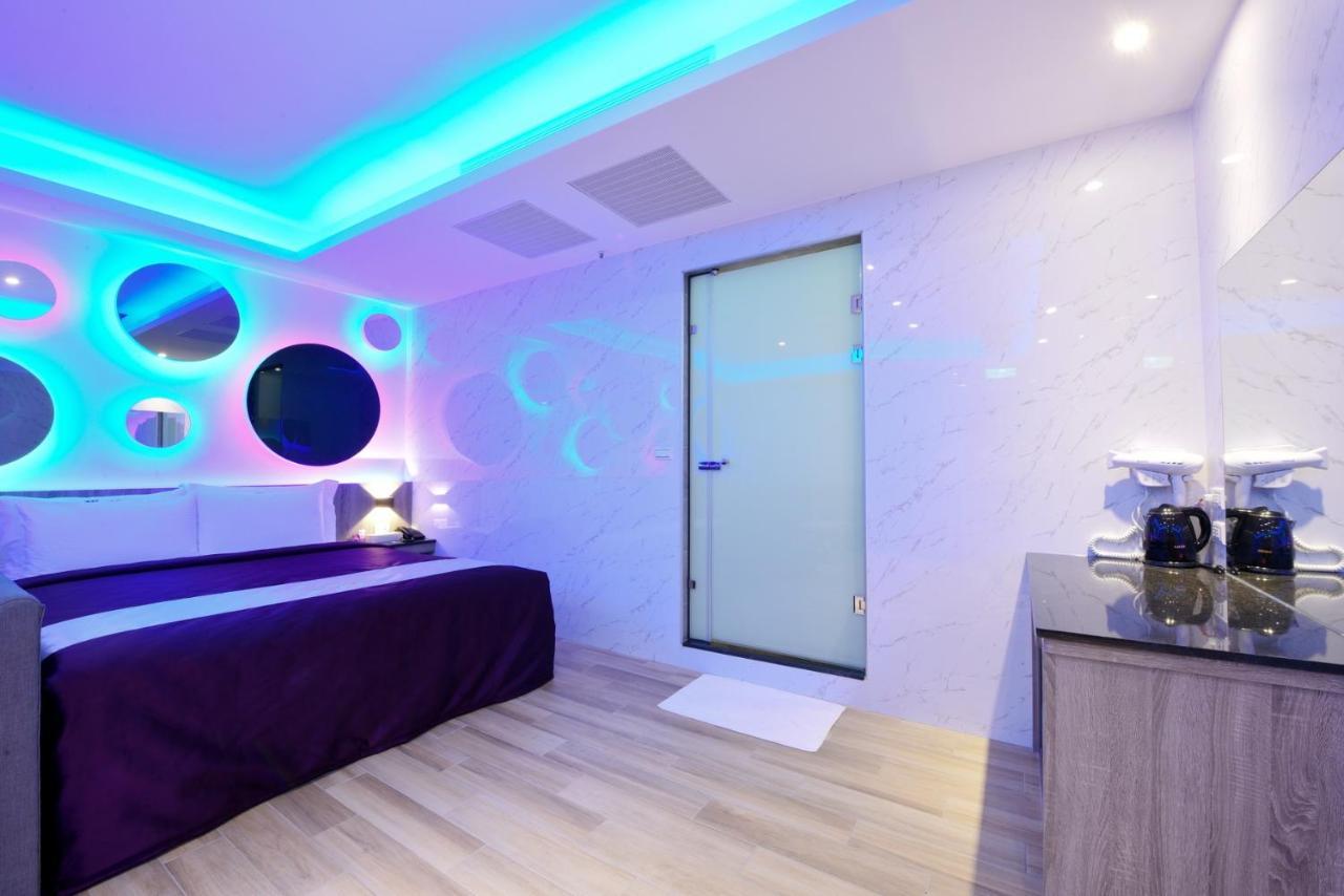 W3 Motel Luzhu Extérieur photo