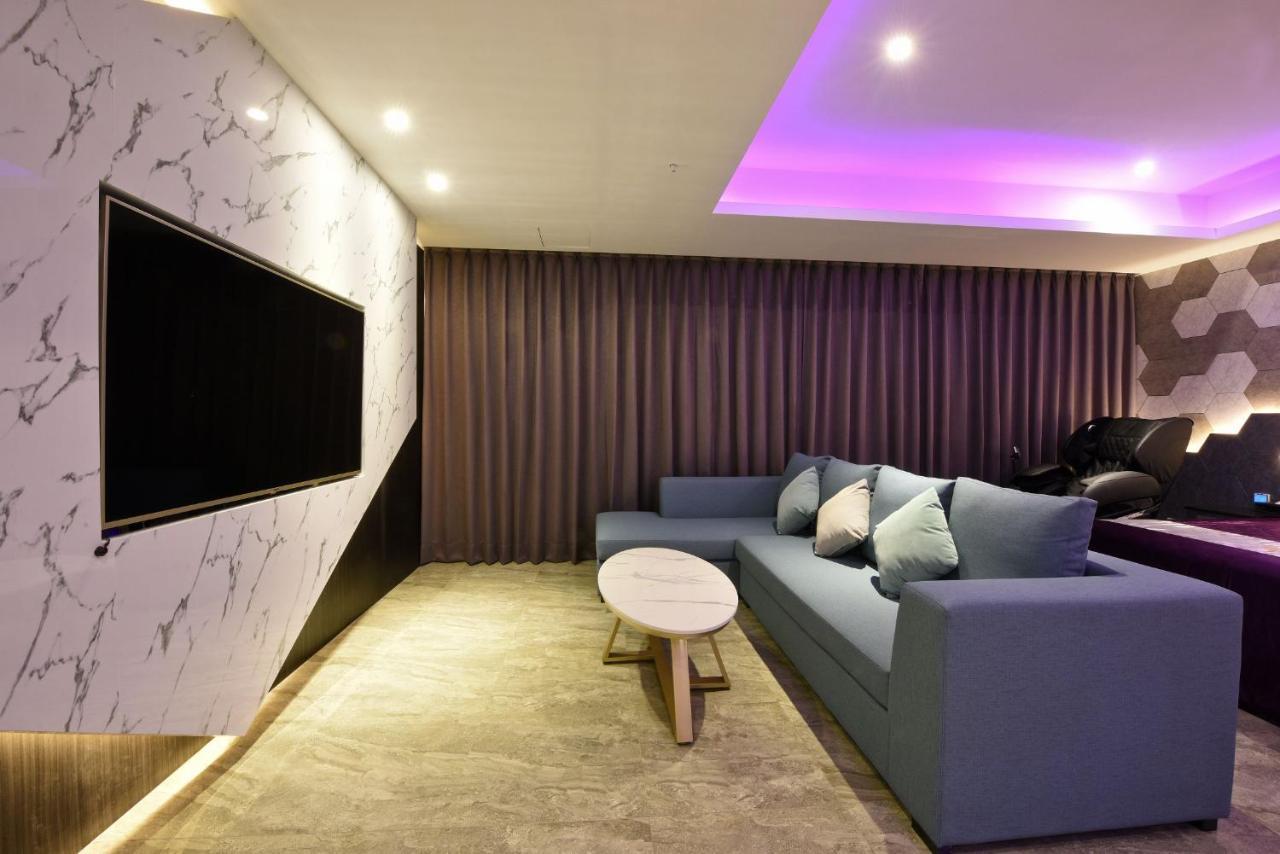 W3 Motel Luzhu Extérieur photo