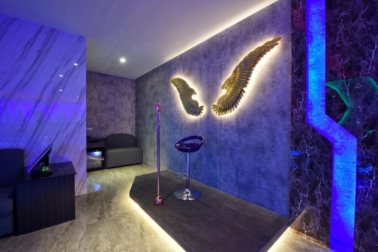 W3 Motel Luzhu Extérieur photo